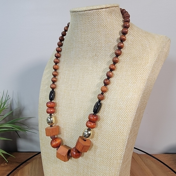 Wooden Statement Necklace Fall tones - Picture 3 of 12